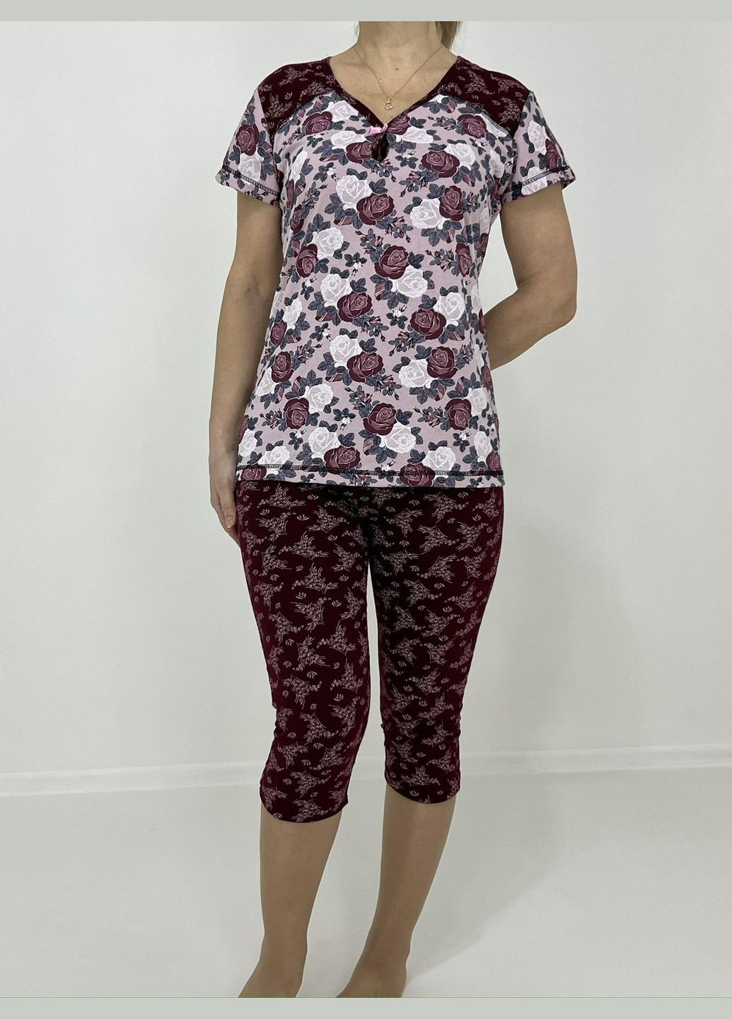 Бордовая всесезон женский домашний костюм розы (футболка + бриджи) 58-60 бордовый 27289798-3 Triko