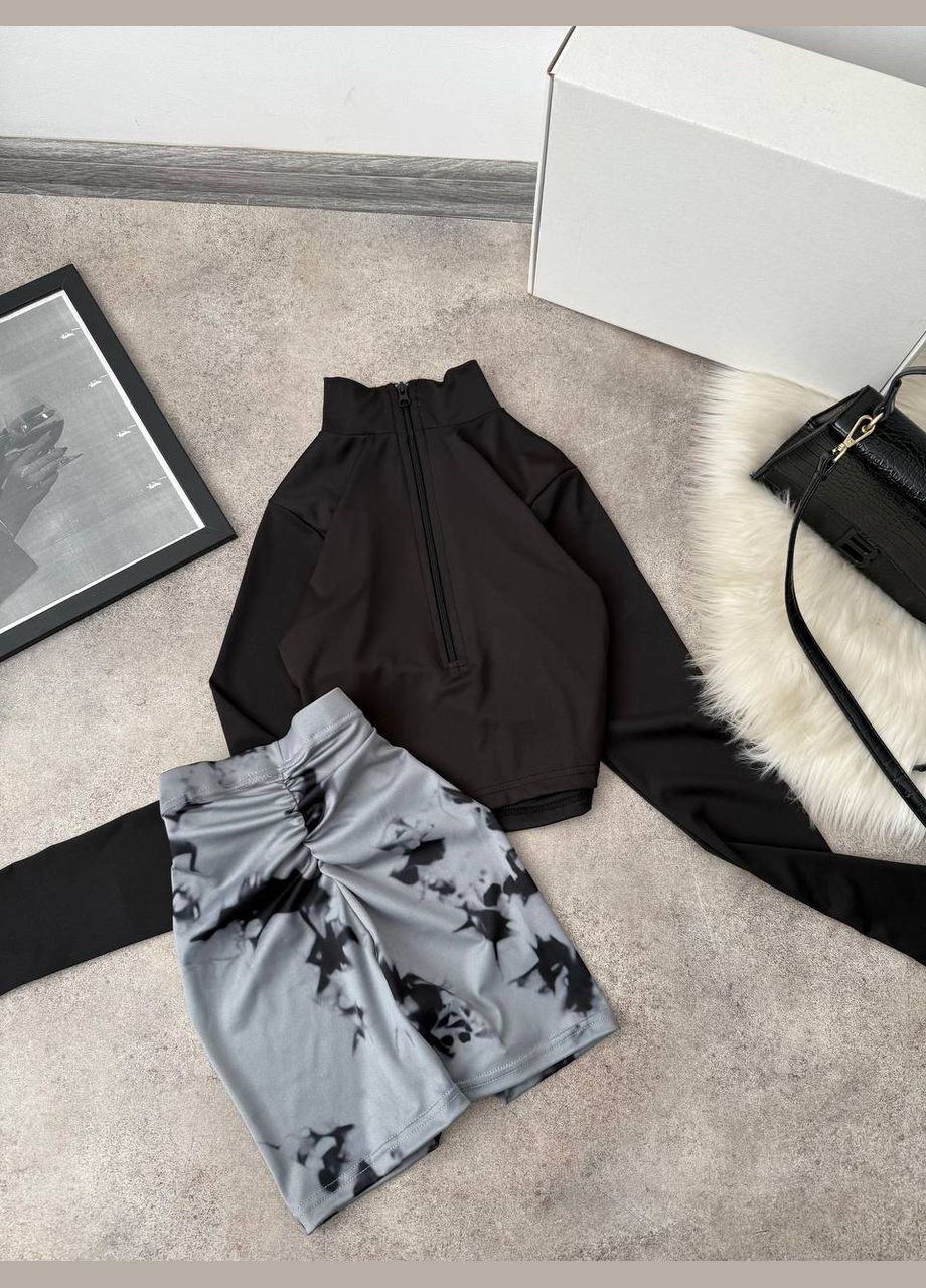 Качественный спортивный костюмчерно-серый, стильный и удобный для активного отдыха No Brand 226 (326810799)