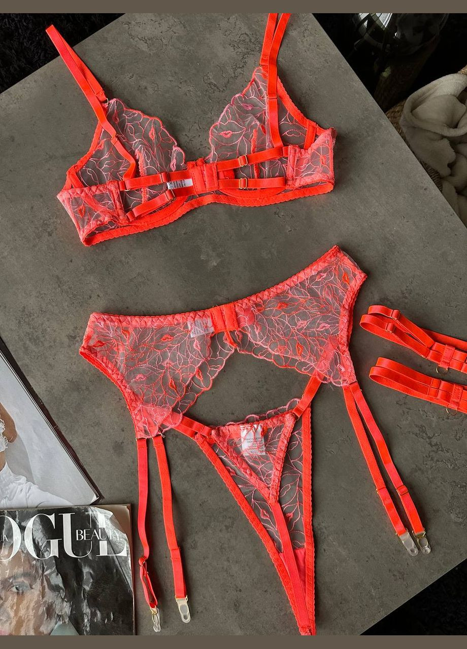 Помаранчевий витончений комплект з вишивкою No Brand