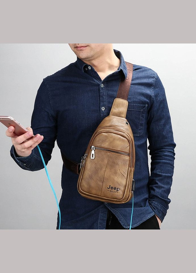 Чоловіча сумка-бананка на груди барсетка на плече кросбоді з USB екошкіра Світло-Коричневий Jeep (308047543)