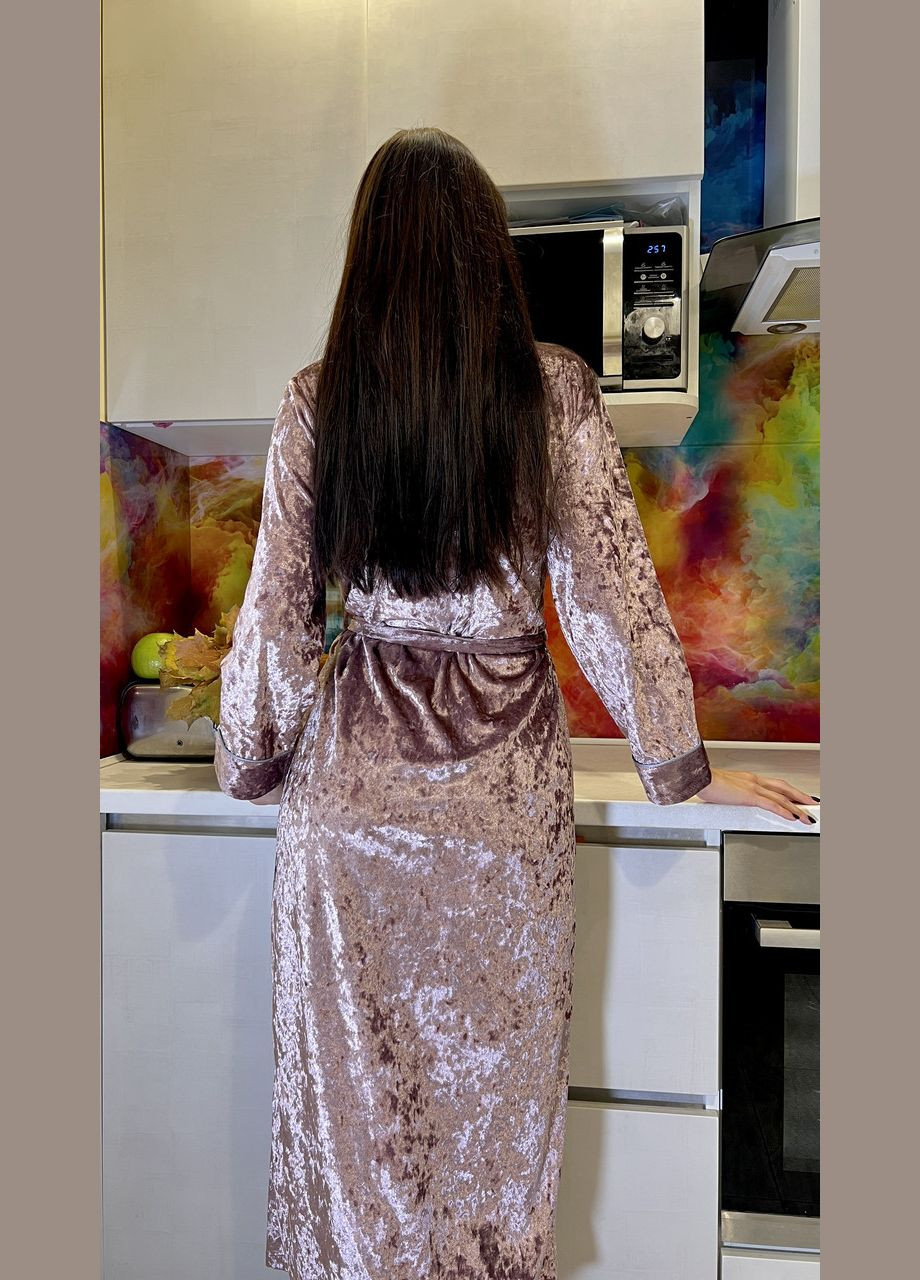 Пудрова всесезон жіночий велюровий халат пудрового відтінку 2 Льва