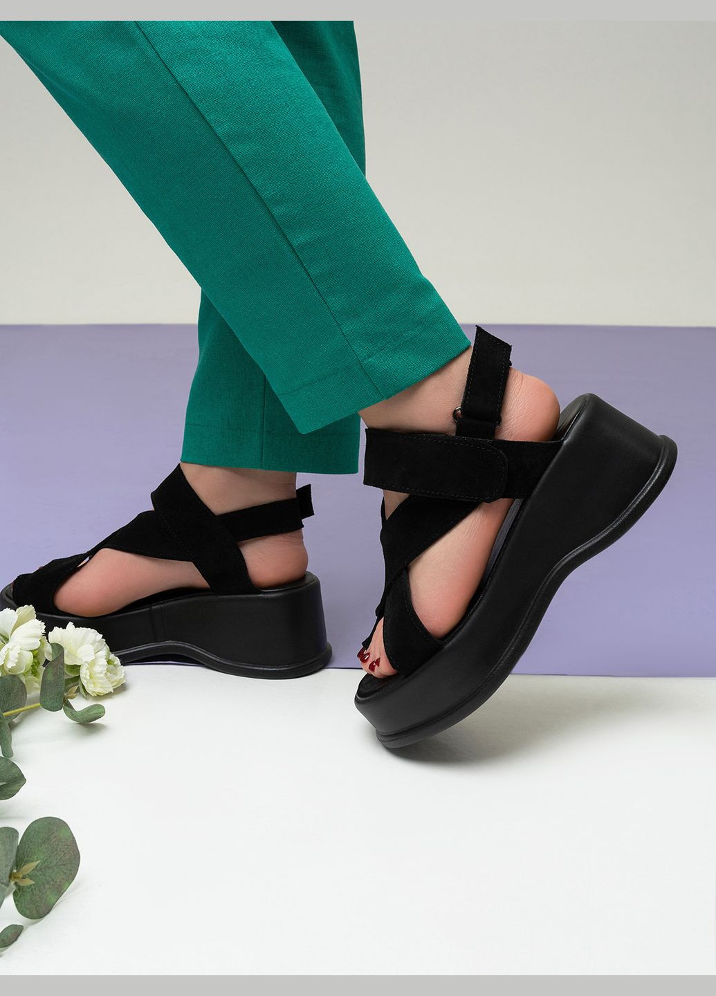 Черные босоножки ISSA PLUS на липучке