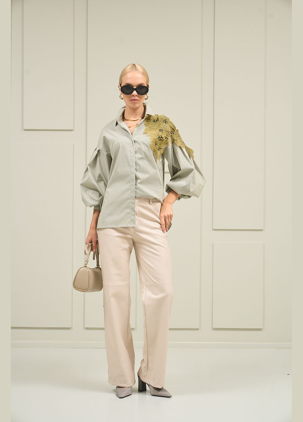 Молочні брюки з екошкіри Iren Klairie (340966375)