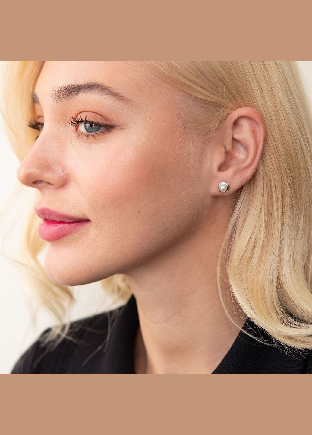 Срібні сережки - пусети з культ. прісн. перлами 121304 Oniks (264025078)