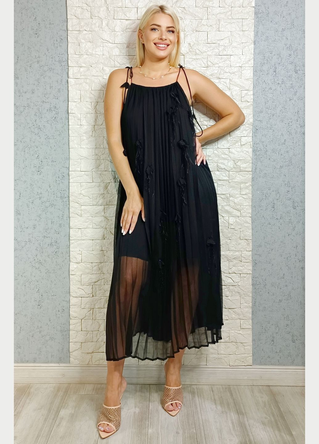 Черное праздничный, коктейльное, вечернее платье плиссированное Lavysh однотонное