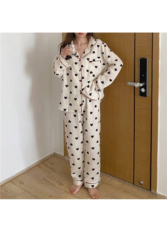 Біла всесезон піжама муслінова солодкі сни домашній брючний комплект в класичному стилі біла з чорними серцями сорочка + брюки No Brand Піжама муслінова в чорні сердечка біла