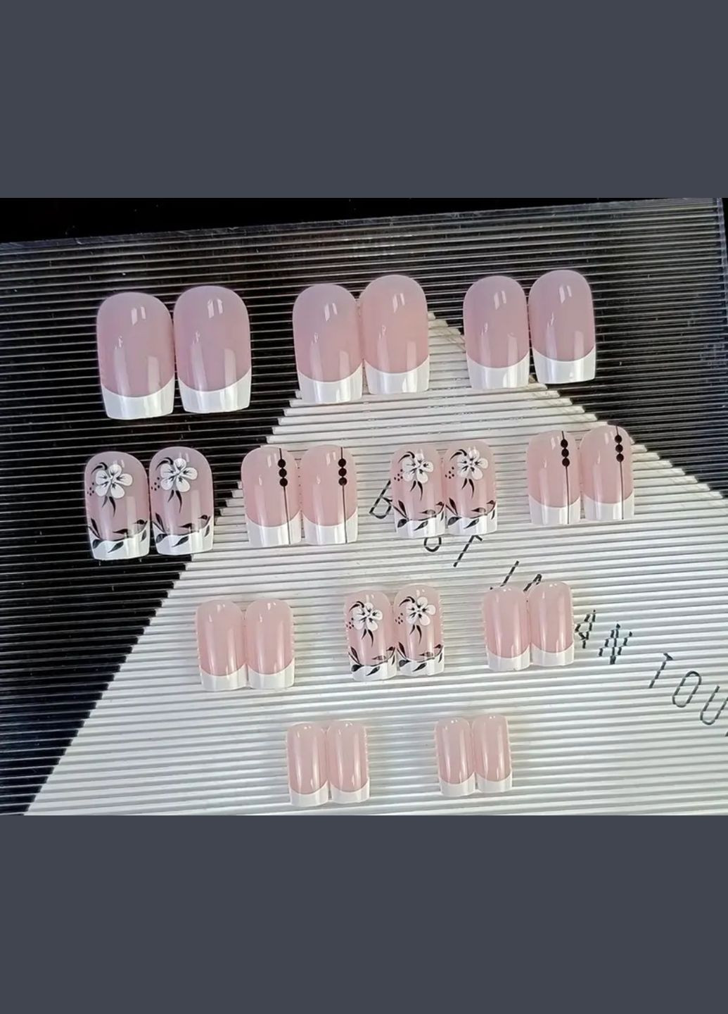 Накладные ногти в комплекте со скотчем для приклеивания - French Flow No Brand (301417190)