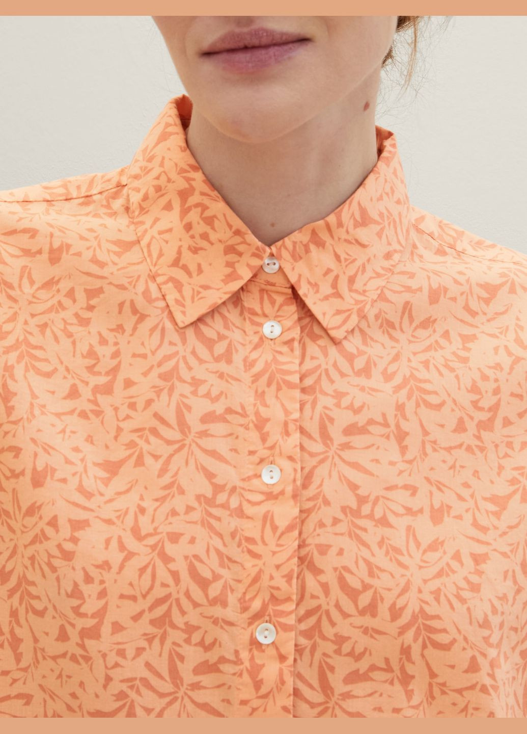 Оранжевая кэжуал рубашка с цветами Tom Tailor