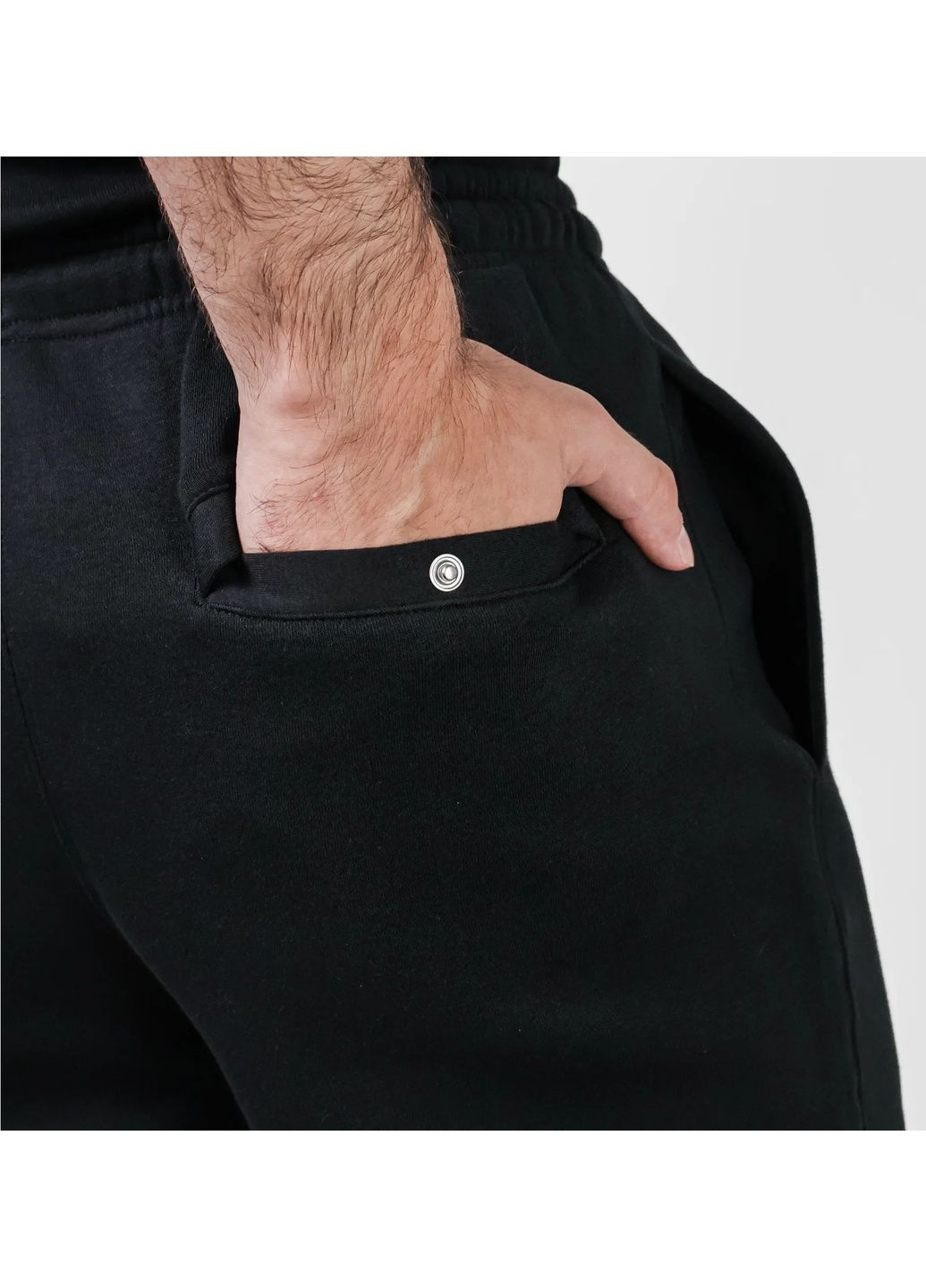 Черные демисезонные брюки Nike