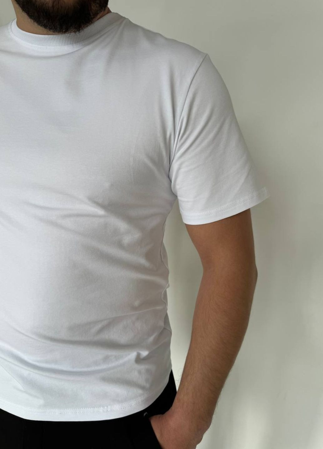 Біла футболка базова з коротким рукавом MonsterBrand