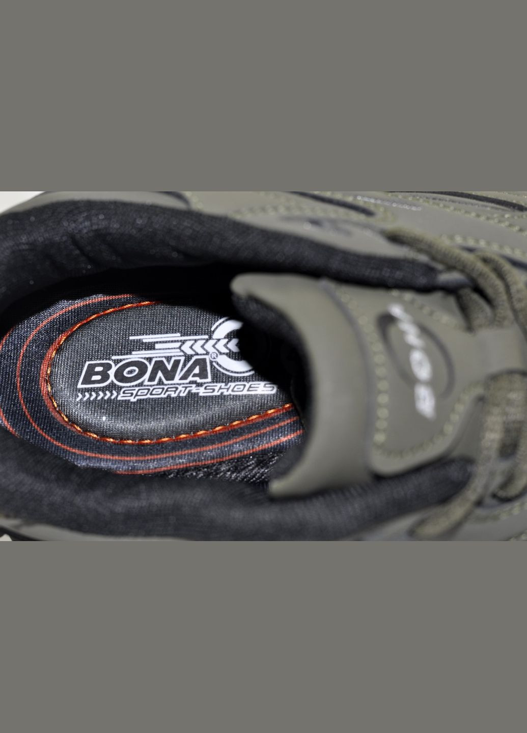 Зелені Осінні кросівки Bona