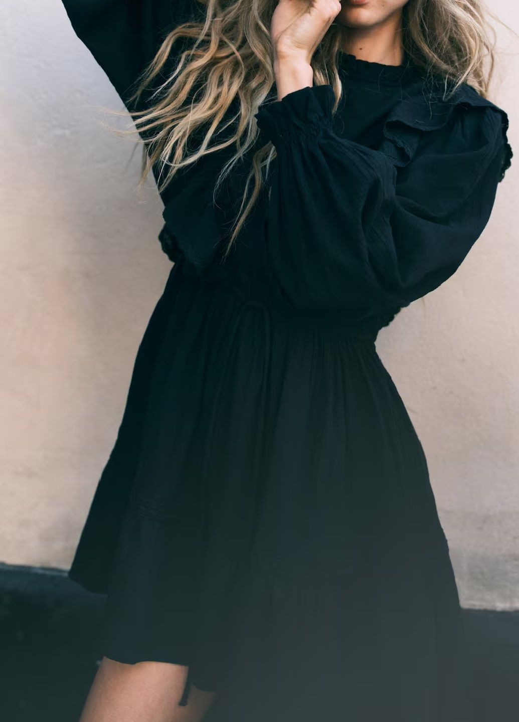 Чорна святковий сукня H&M однотонна