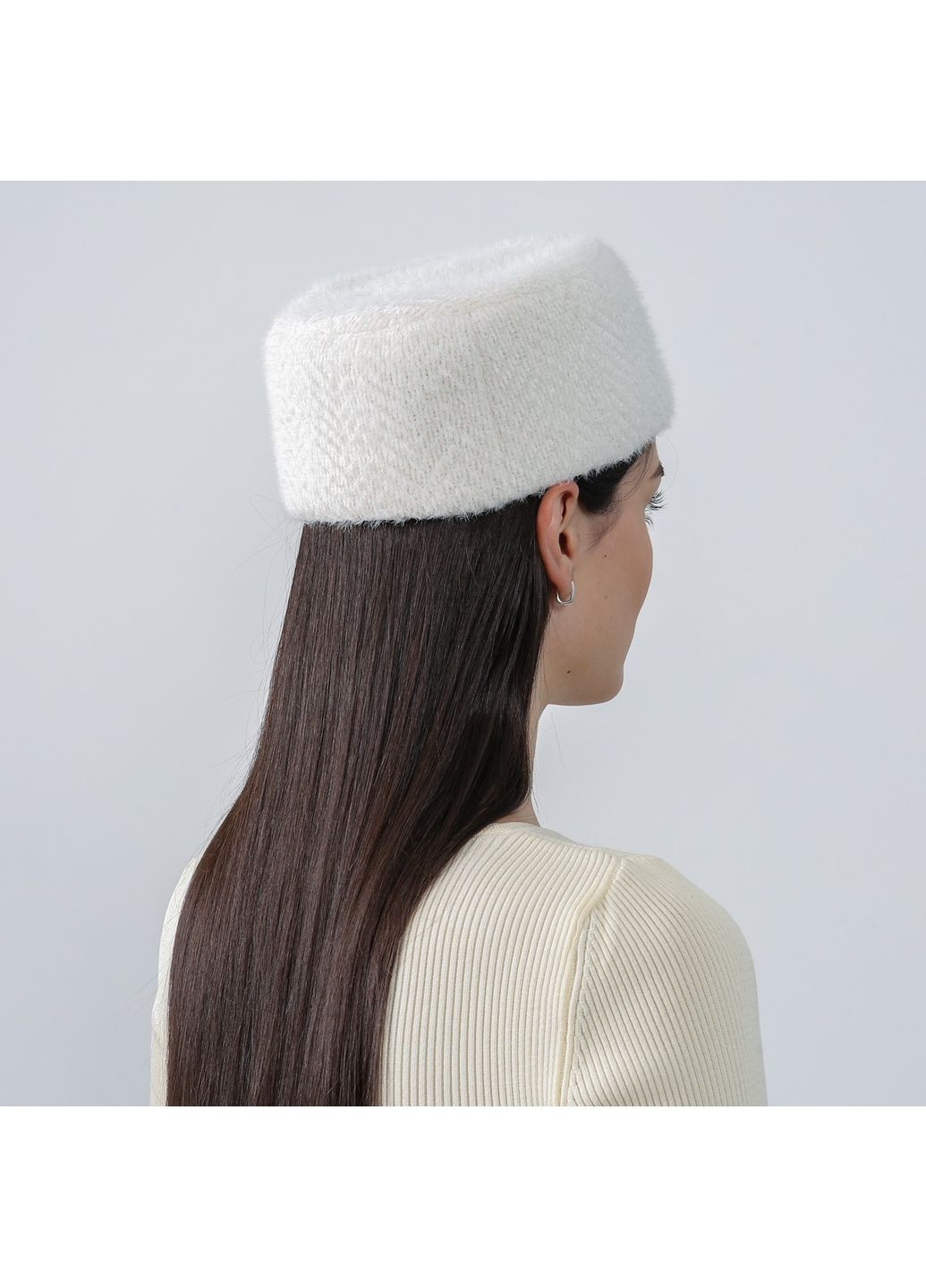 Капелюх таблетка жіночий ангора білий КАРІОТ LuckyLOOK 938-205 (367991986)