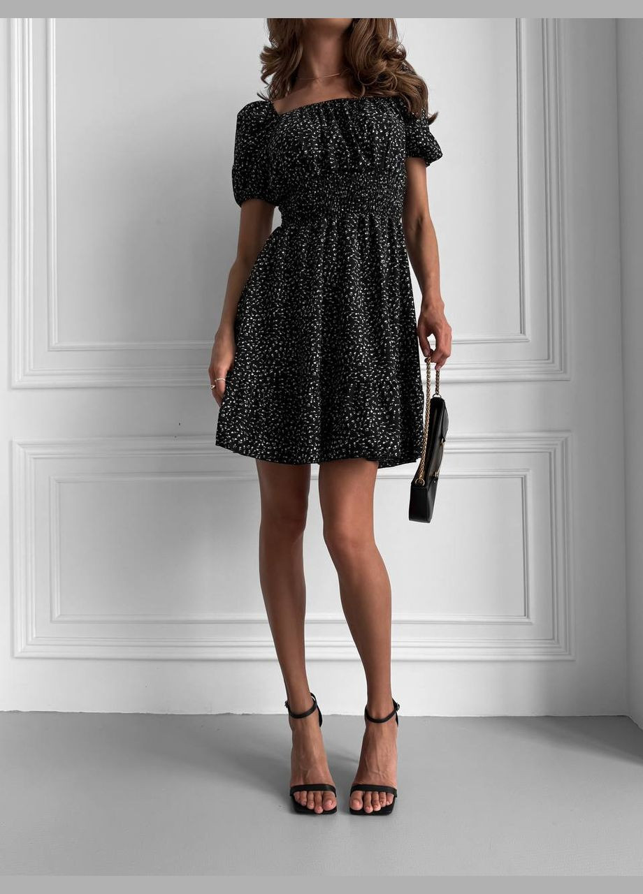 Чорна повсякденний жіноча сукня міні в квітковий принт з спідницею-сонце Україна з квітковим принтом