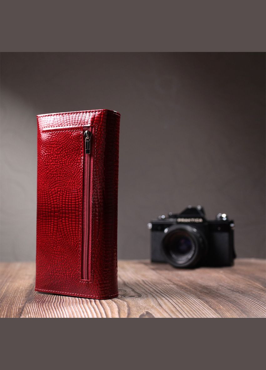 Лакований жіночий гаманець з фактурою під рептилію з натуральної шкіри 22717 Червоний st leather (329146479)