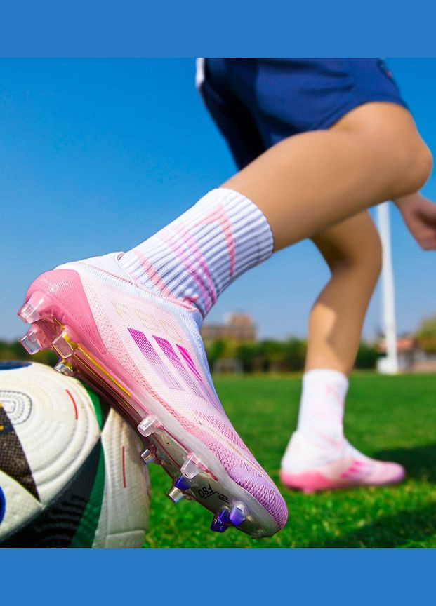 Розовые футбольные бутсы No Brand без шнурков
