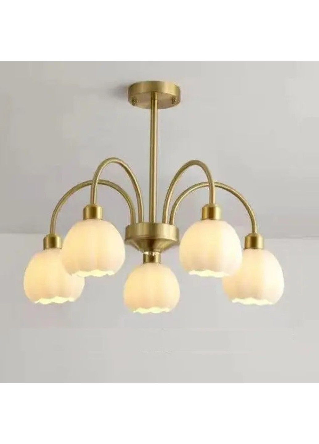 Светодиодная люстра Тюльпан 5000 (Золотая) на 5 плафонов No Brand (331639910)