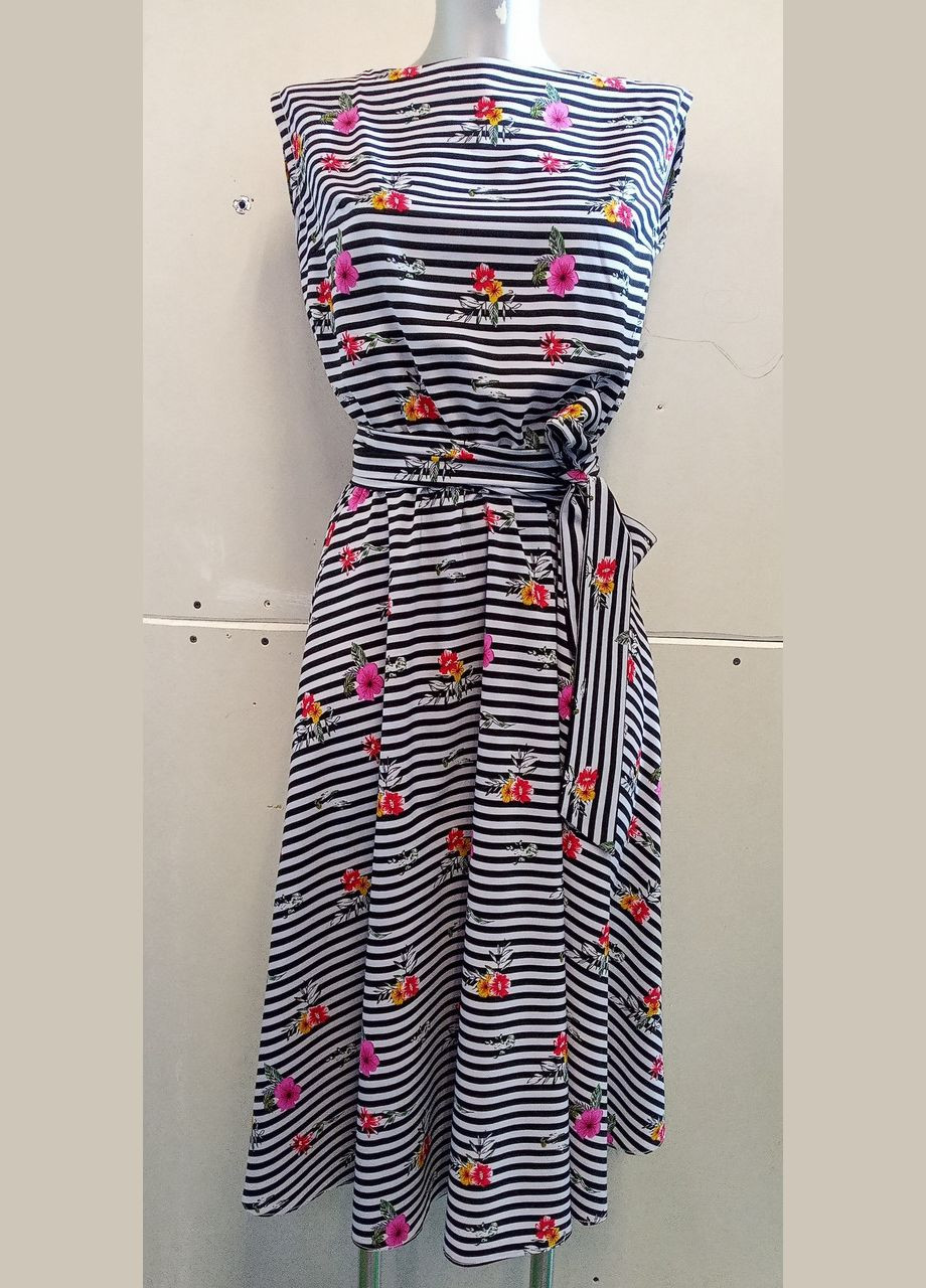 Білий кежуал плаття-сарафан літнє 2 Льва