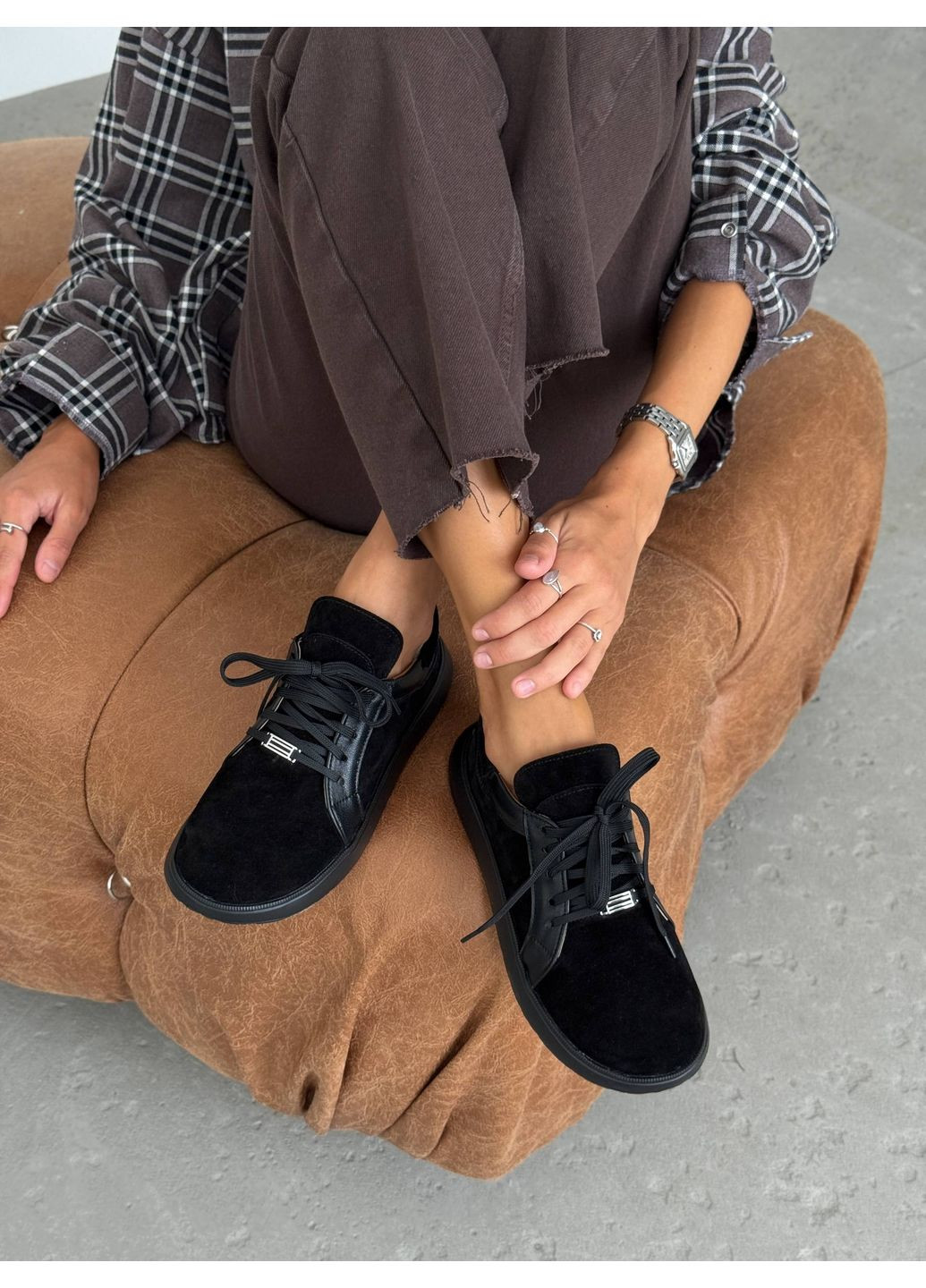 Чорні анатомічні замшеві кеди Helen