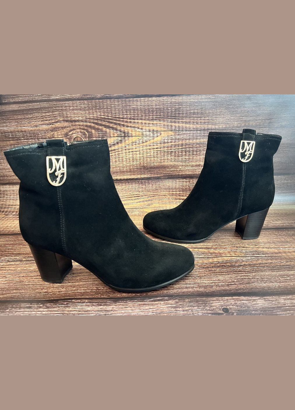 Осенние замшевые женские ботинки тм казаки Blizzarini из натуральной замши