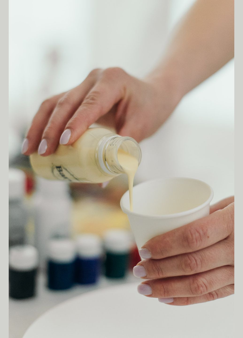 Подарунковий набір "Чарівність" для створення картини у техніці абстрактного живопису рідкий акрил Коло 30 см Barva (315891047)