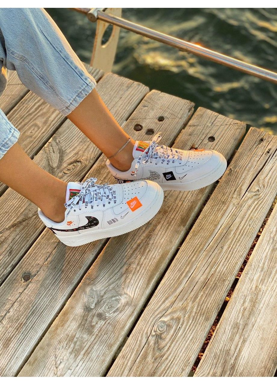 КРОССОВКИ ЖЕНСКИЕ NIKE AIR FORCE 1 LOW JUST DO IT WHITE 1 НАЙК АИР ФОРС 1 ПРЕМИУМ No Brand белые демисезоны (367177016)