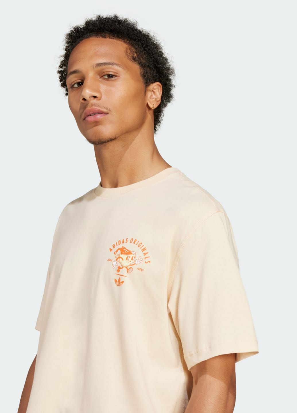 Бежевая футболка coffee club adidas