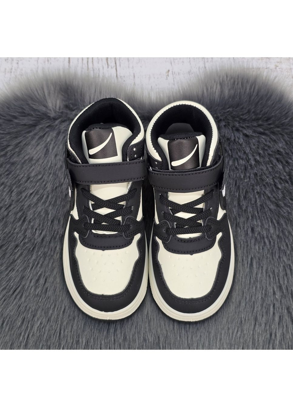 Чорно-білі осінні кросівки дитячі для дівчинки високі Paliament