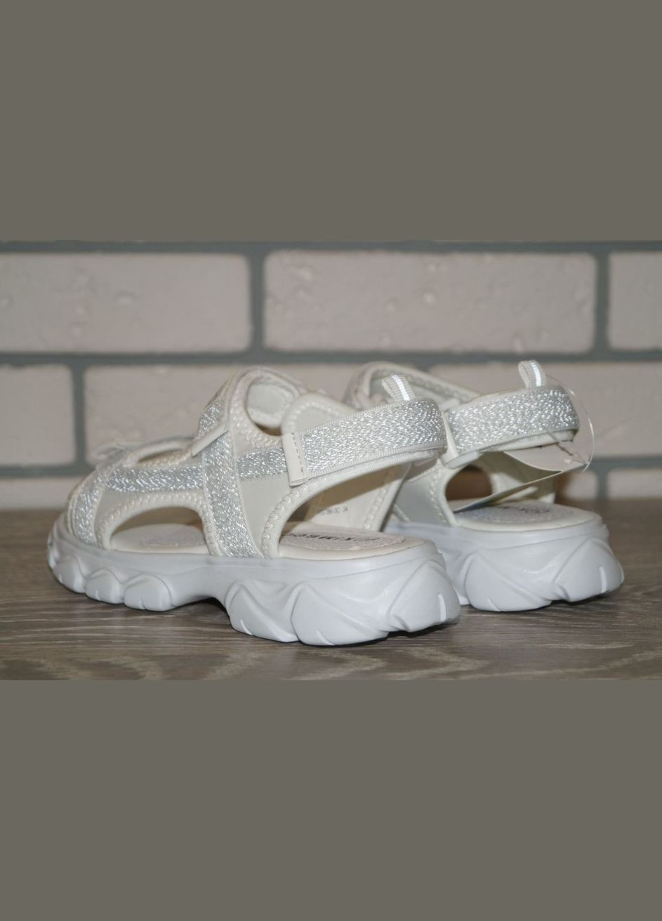 Босоніжки для дівчинки білі зі світловідбиваючими вставками Kimboo (289869328)