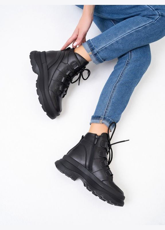 Чорні теплі черевики у спортивному стилі ISSA PLUS (280918654)