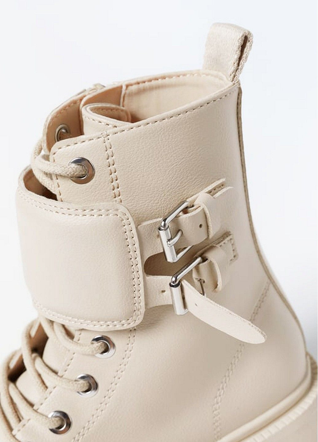 Молочные кэжуал осенние ботинки Zara
