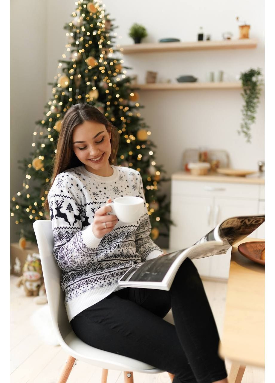 Белый новогодний женский свитер No Brand