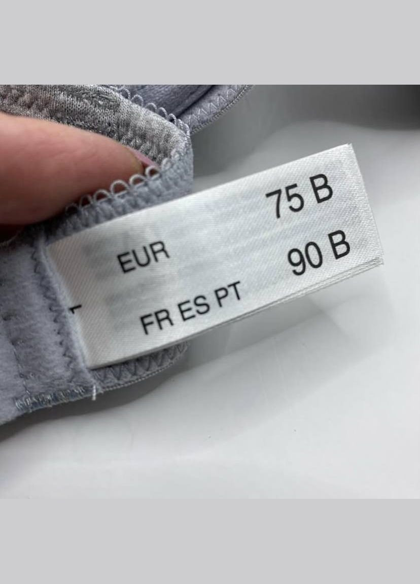 Серый бюстгальтер женский C&A с косточками