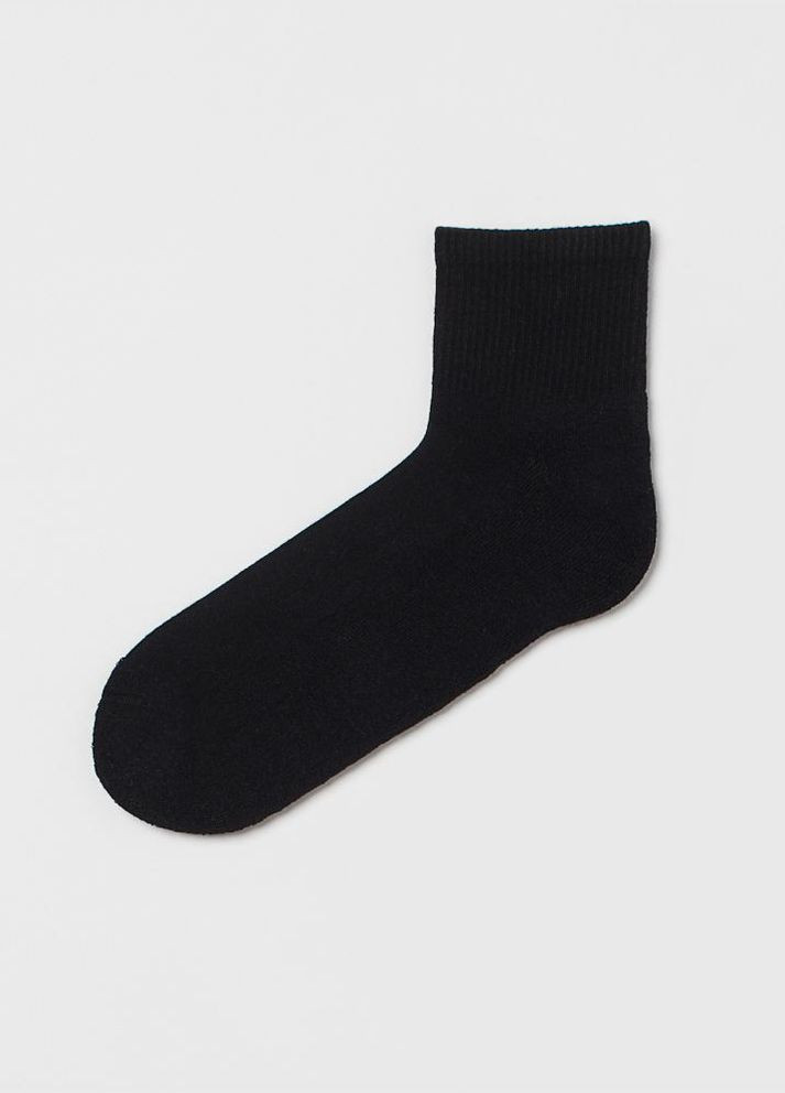 Шкарпетки махра з широкою резинкою для чоловіка 1007407-003 чорний H&M (286328164)