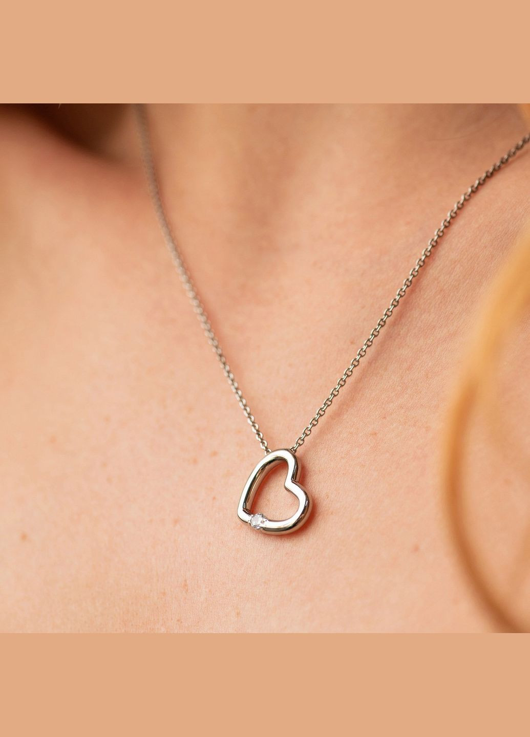 44 44 Oniks (264393107)