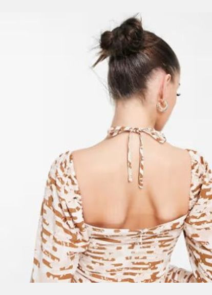 Бежева кежуал сукня Fashion Union з квітковим принтом