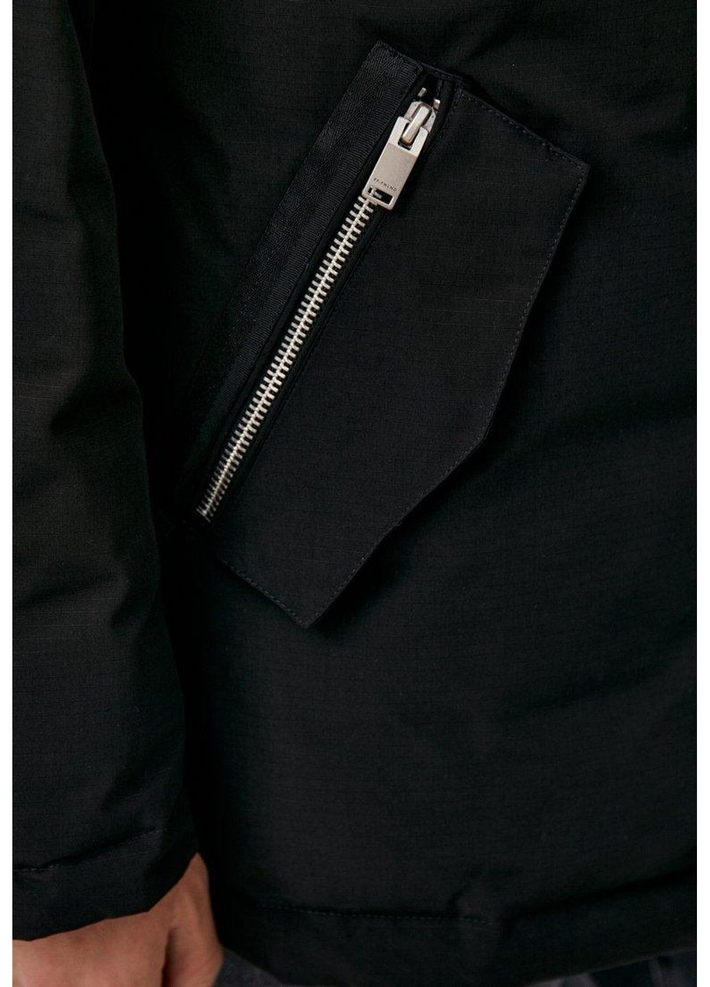 Черный зимний Пуховик Finn Flare