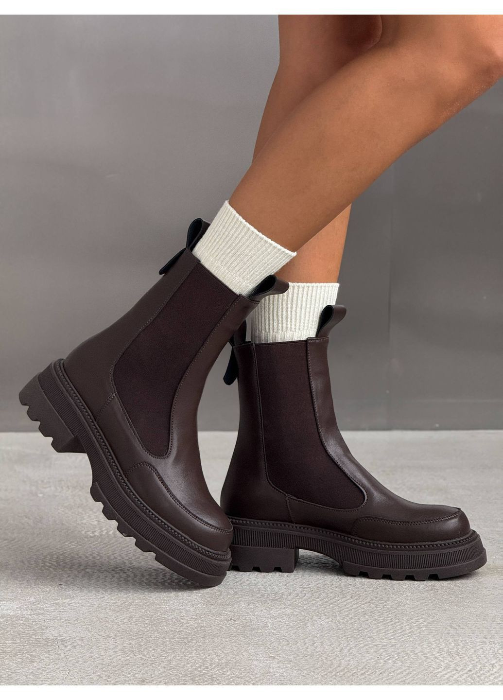 Жіночі зимові челсі NikArt, натуральна шкіра, шоколадні, утеплені хутром, на товстій підошві No Brand (366290197)