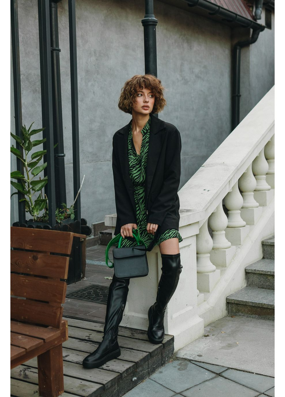 Черный женский пиджак 2013.5229 Seventeen - демисезонный