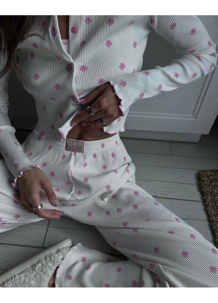 Молочна всесезон жіноча піжама в квітку сорочка + брюки Asi.Store.ua