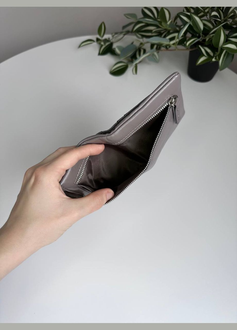 Жіночий гаманець з екошкіри на магніті середнього розміру Saralyn (296660704)