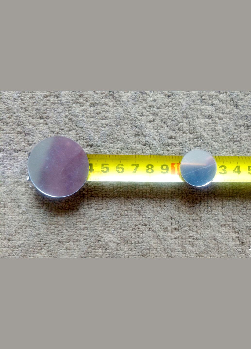 Дзеркальні пластикові наклейки круги від 2 до 18 см 51 шт Б289-51 срібло No Brand (302243013)