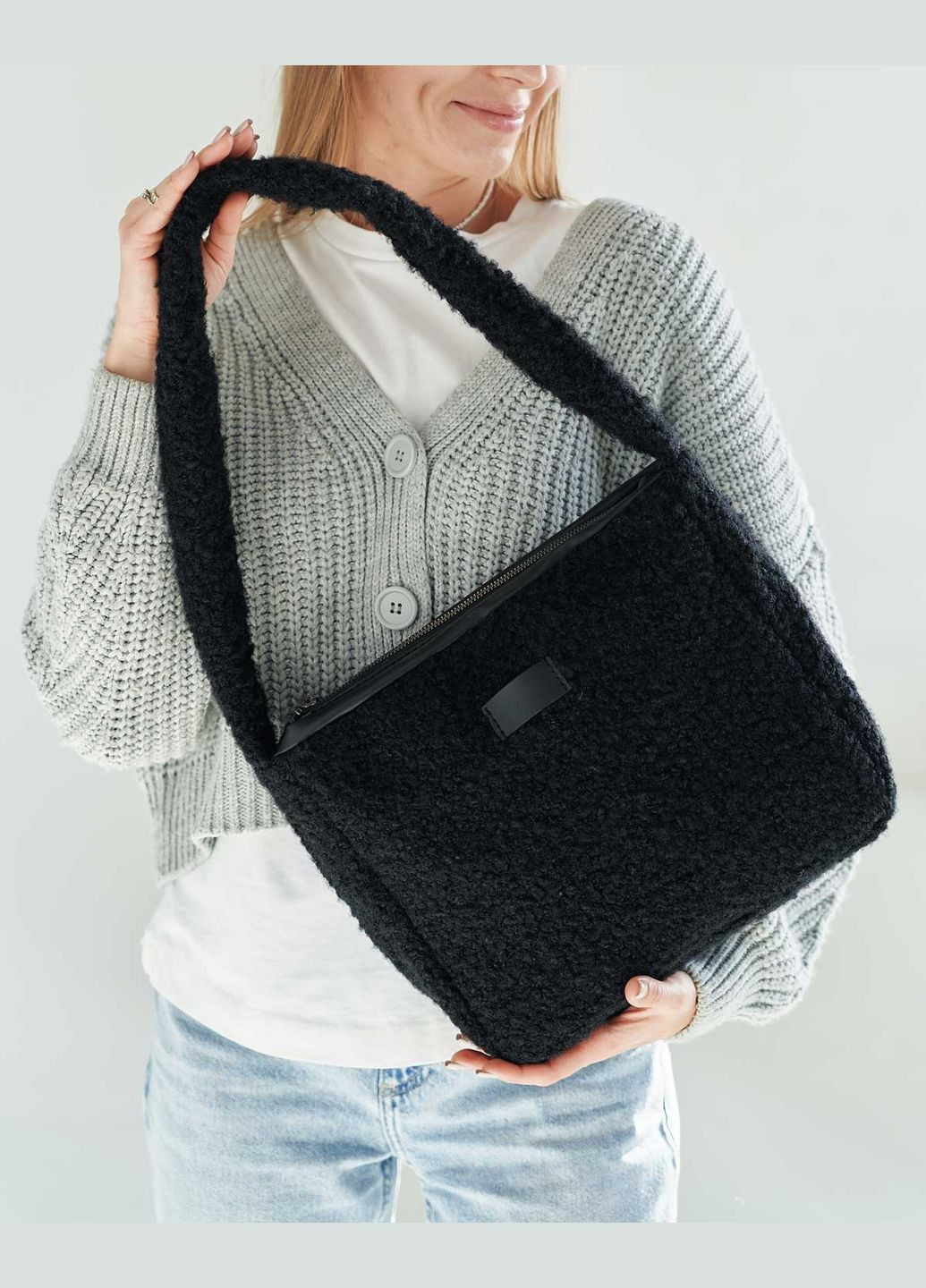 Средняя стильная женская сумка Кико с серым мехом (sumka-zhnocha-kko) WeLassie (342199497)