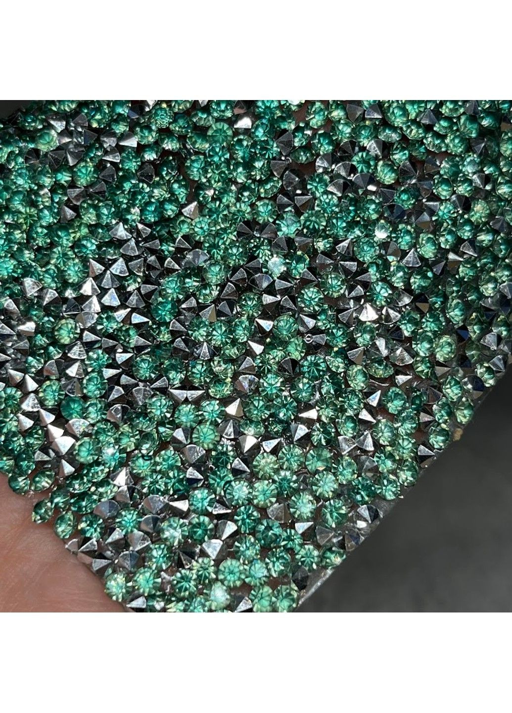 Стразове полотно на клейовій основі, розмір 20*24 см, арт 06906, бірюзовий зі сріблом, лист No Brand (327878282)