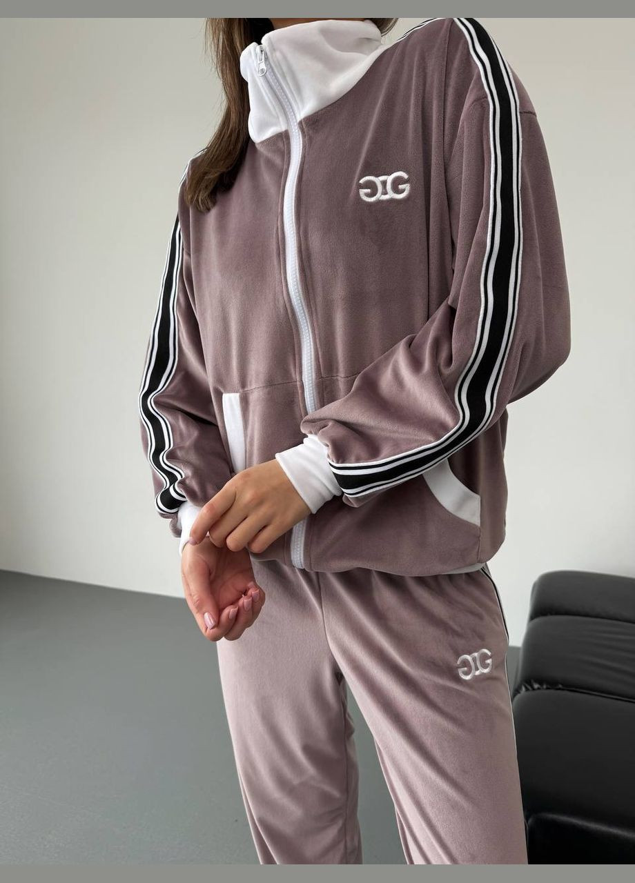 Жіночий двійка бежевий No Brand костюм (322168586)