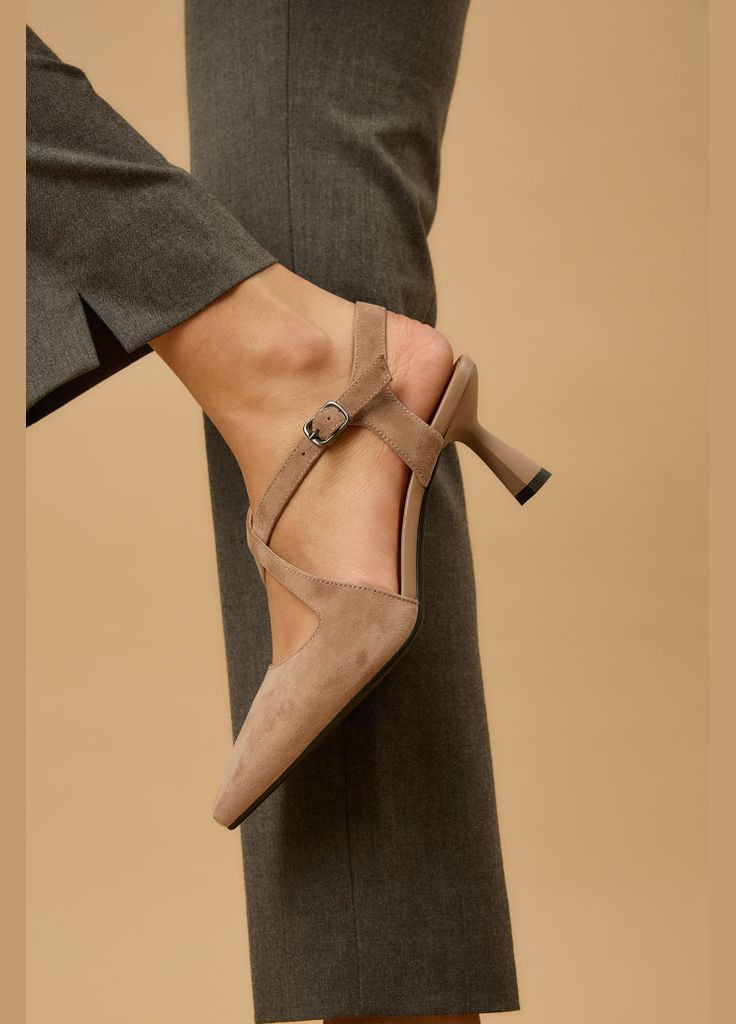 Бежевые босоножки 198664 Lonza