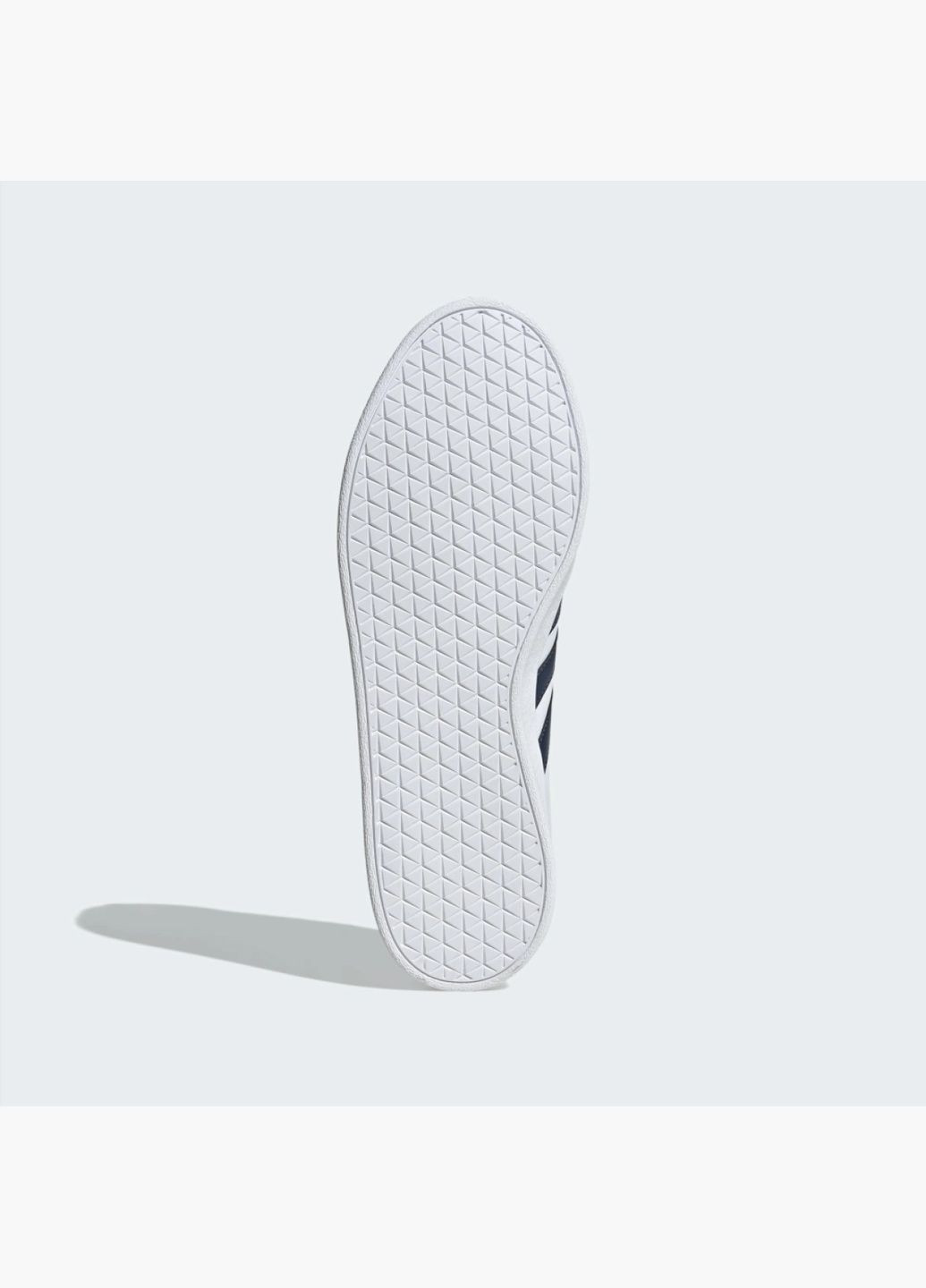 Білі кросівки чоловічі vl court base white id3709 adidas