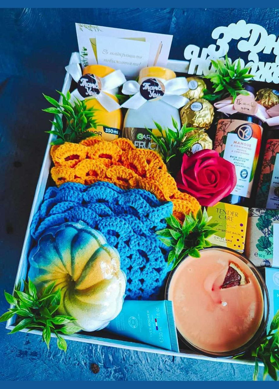 Подарунковий набір для дівчини для дружини для мами подарунок жінці кумі на день народження на 8 березня No Brand (315896611)