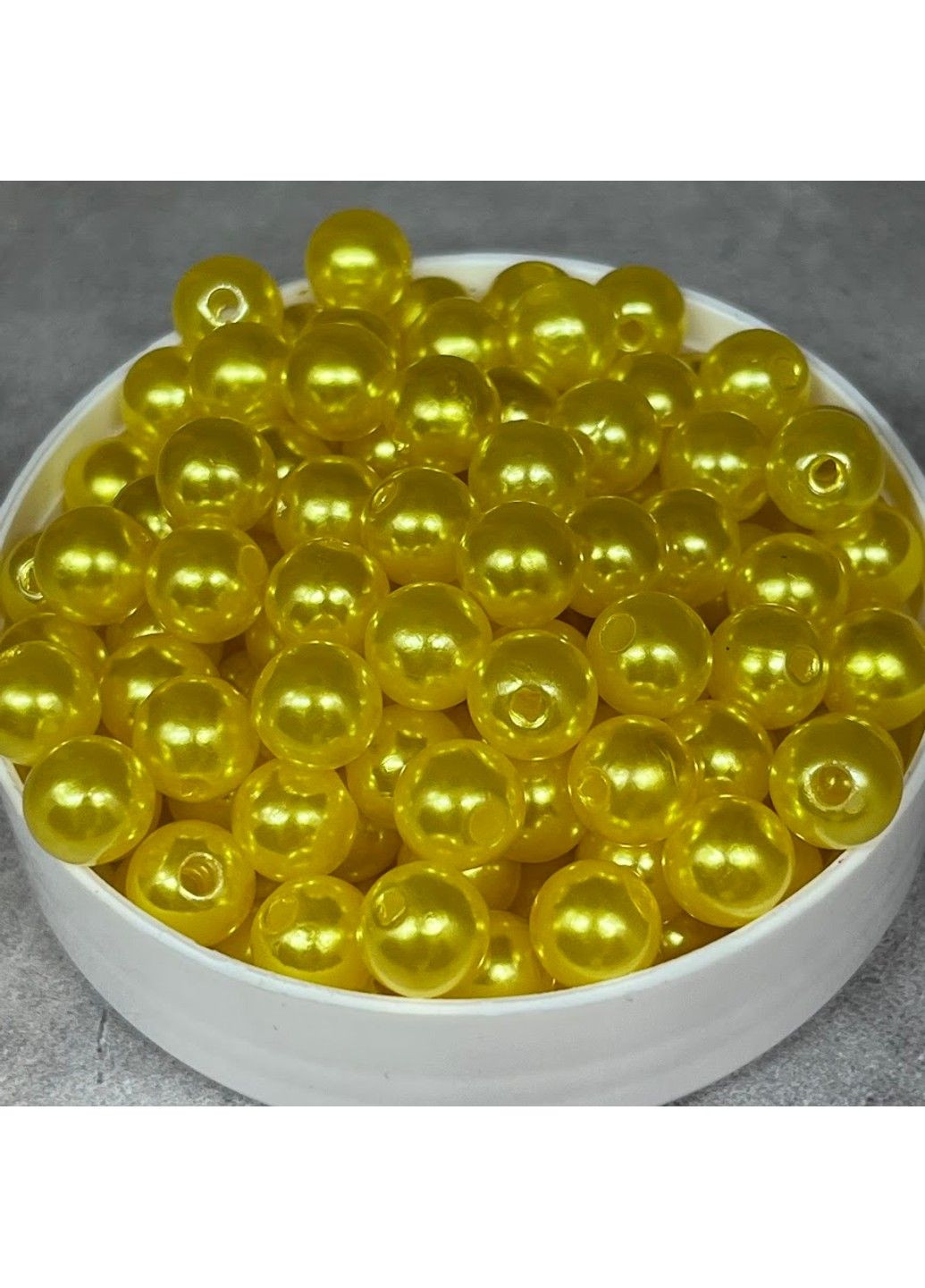 Бусины 8 мм, цвет -желтый, ≈24 грамм, упаковка -98-100 шт. No Brand (314963475)
