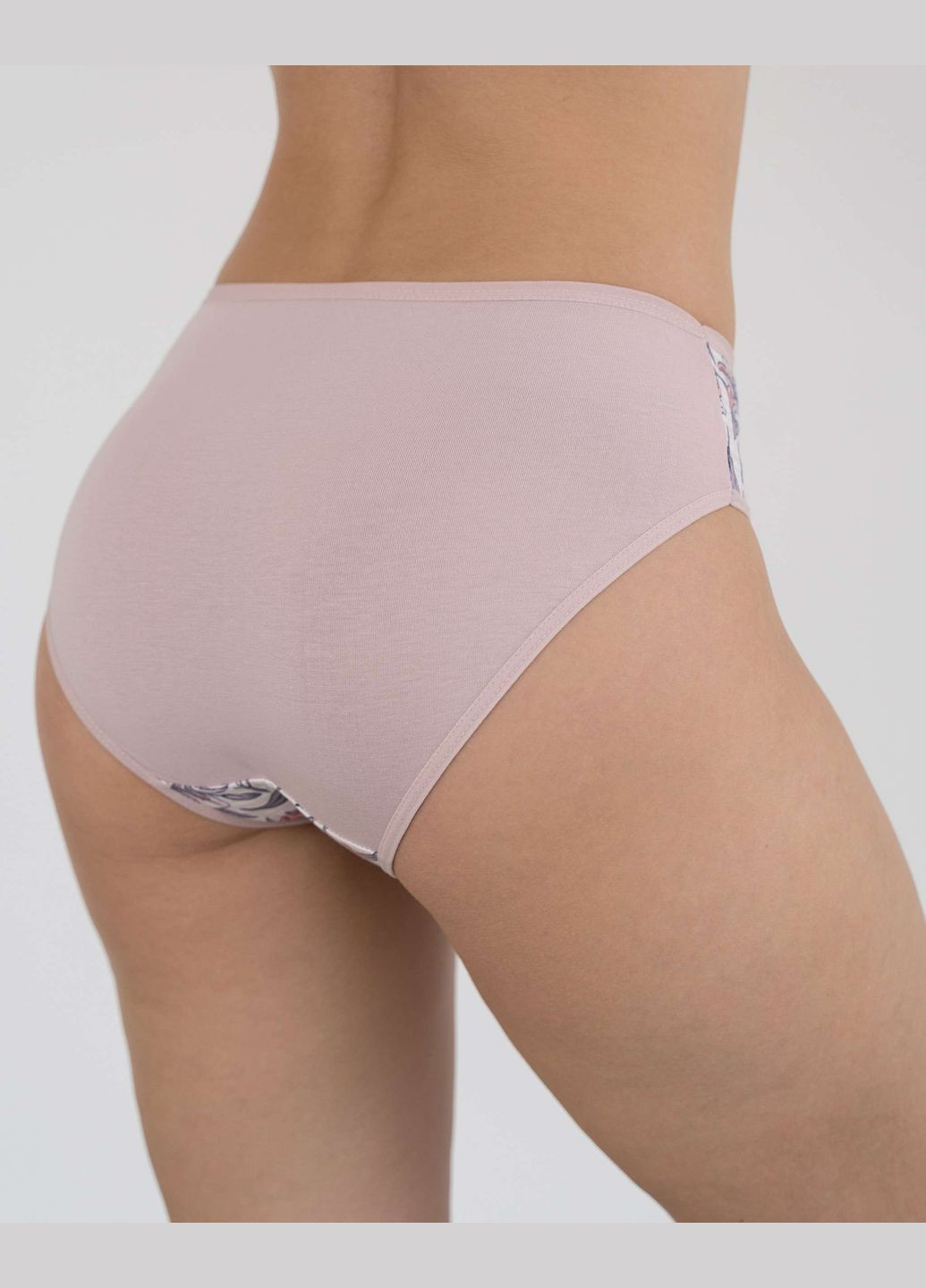 Набір жіночих трусиків тижневок батал - 7 шт Nicoletta (340277080)